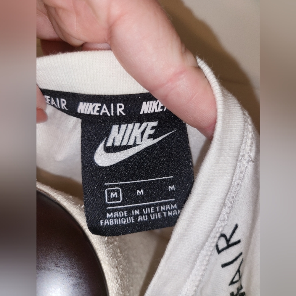 Nike Air logo muscle tank - Picture 4 of 5